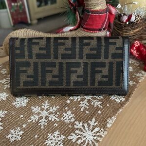 Fendi Chocolate Brown Leather Wallet authentic